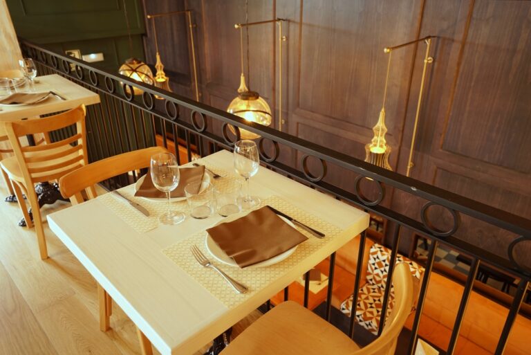 detalle-mesa-restaurante-infanta-mercedes