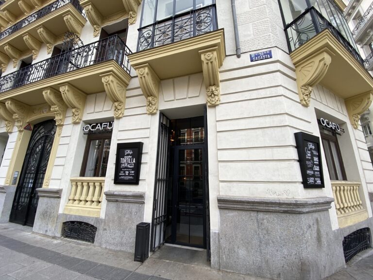 fachada-restaurante-taberna-gallega-sagasta