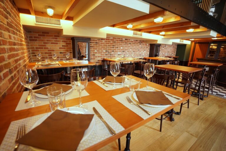 salon-restaurante-infanta-mercedes